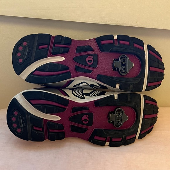 IQ Pearl iZumi Cycling Shoes Size 39 with SPD Cleats - Picture 4 of 6